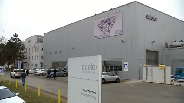 SLABE NOVICE ZA SLOVENSKE DELAVCE! PODJETJE PRIPRAVLJA ODPUŠČANJA IN ZAPRTJE OBRATA – POGLEJTE, KOLIKO LJUDI LAHKO OSTANE BREZ SLUŽBE!