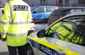 GROZA: Poglejte kaj je učiteljica na slovenski šoli storila učencu – Otrok je na urgenci – Posredovala je policija
